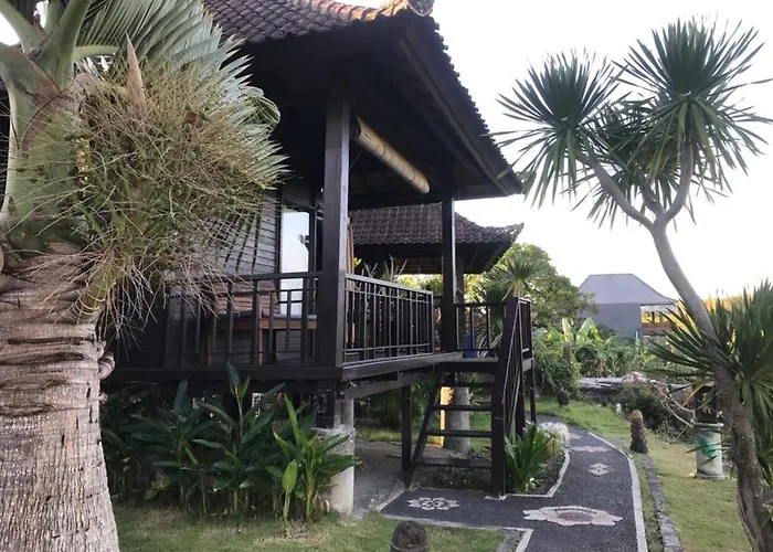 Sunrise Hut's 3*