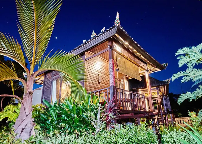 Sunrise Hut's