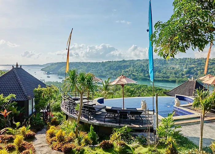 Sunrise Hut's 3*