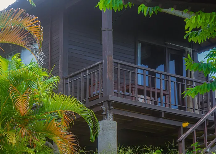 ホリデーパーク Sunrise Hut's レンボンガン島