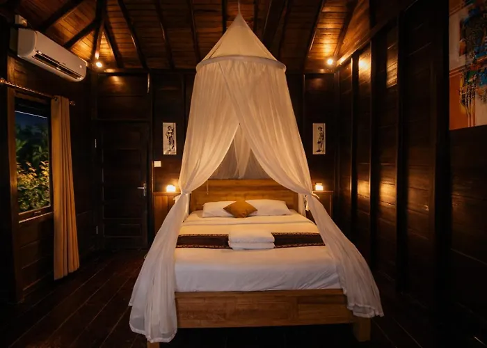ホリデーパーク Sunrise Hut's 3*